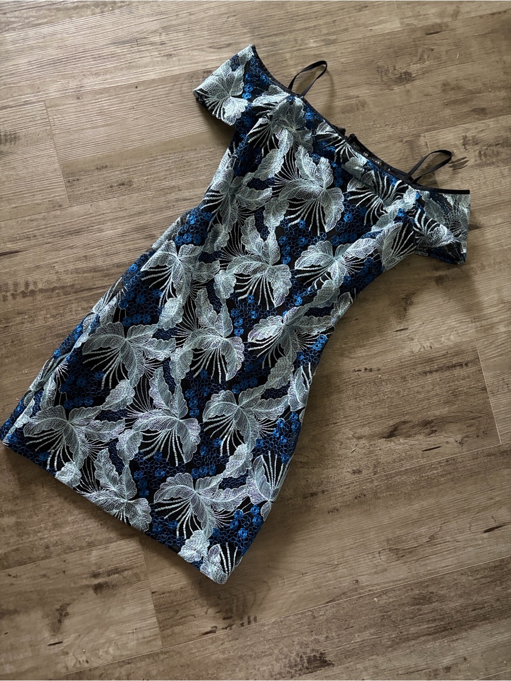 Guess One-Shoulder Navy & White Floral Lace Dress
